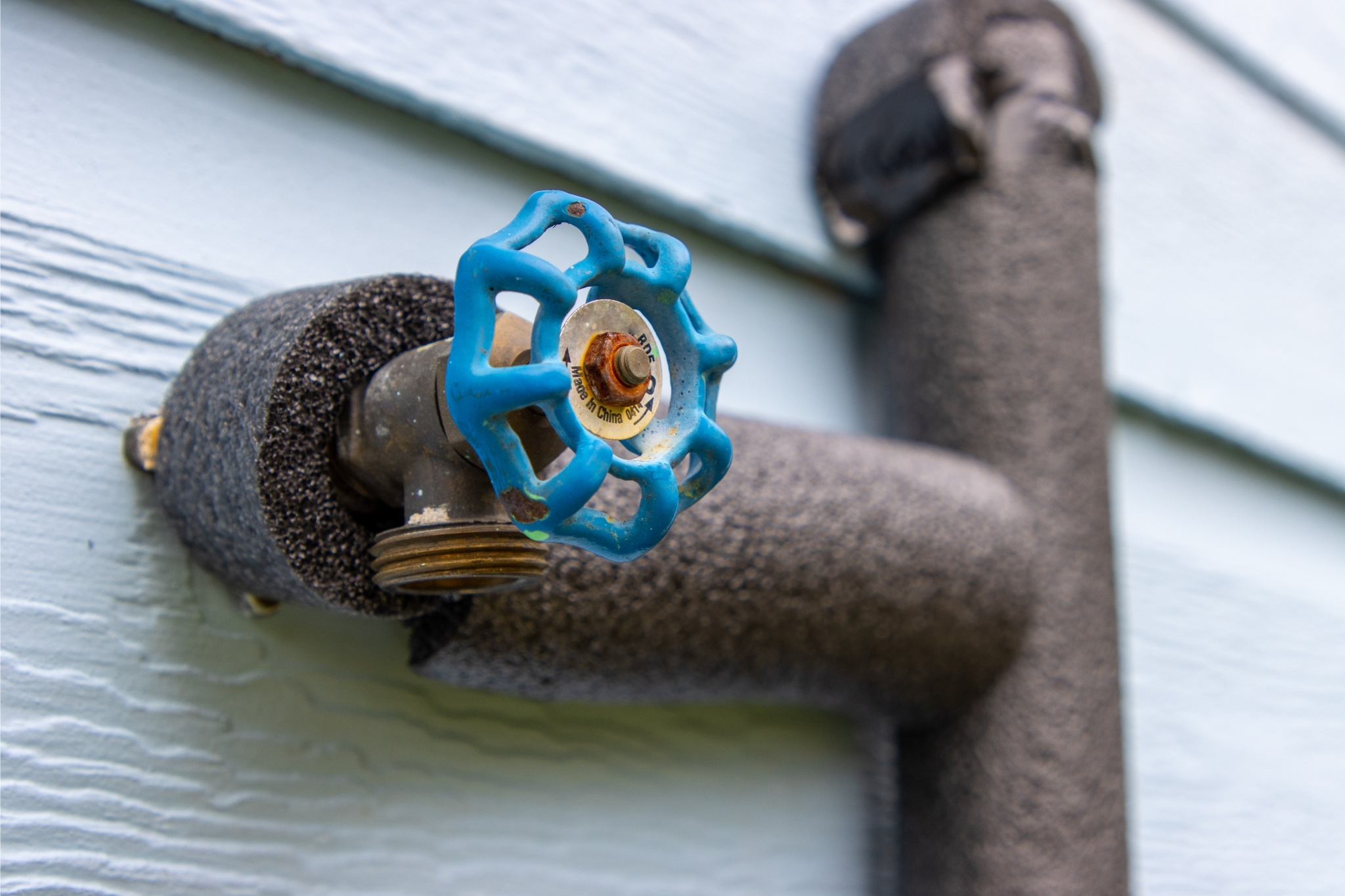 How to Prepare Your Home’s Plumbing & Heating Systems Before You Leave Your Home For the Weekend